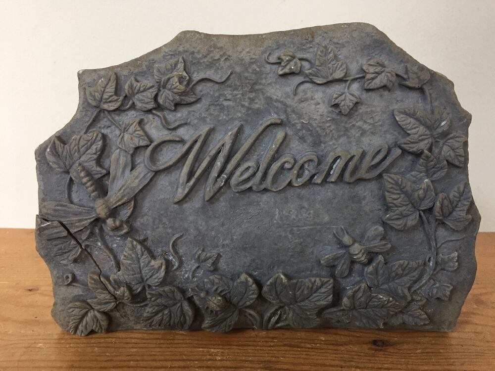 Plastic Resin Welcome Sign Rock Shaped Garden Decor Walkway Lawn Ornament 9"